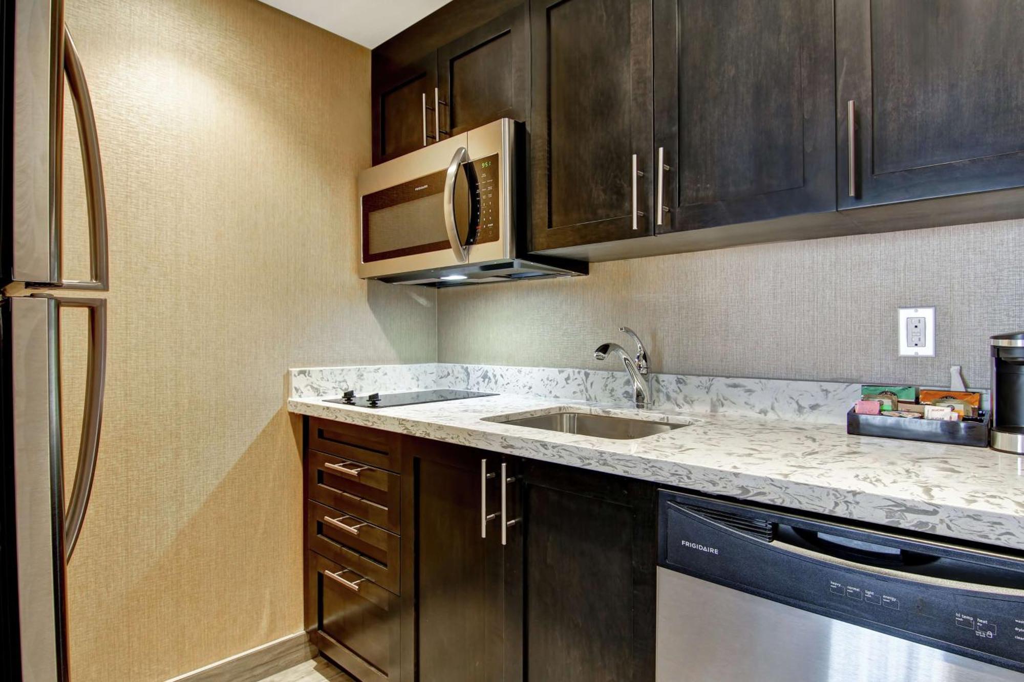 Homewood Suites By Hilton Ottawa Kanata Екстер'єр фото