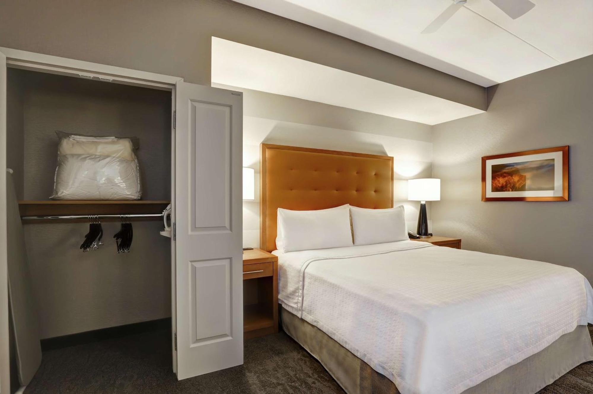 Homewood Suites By Hilton Ottawa Kanata Екстер'єр фото